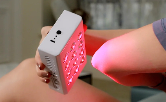 comprar Mini paneles de terapia de luz infrarroja roja 60W dispositivo portátil de terapia de luz roja fabricación en línea