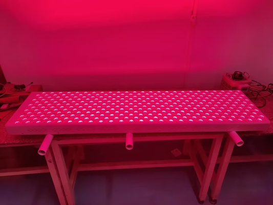 dispositivo ligero rojo rojo de la terapia de la sincronización 660nm 850nm del panel LED PDT de la terapia 3000W